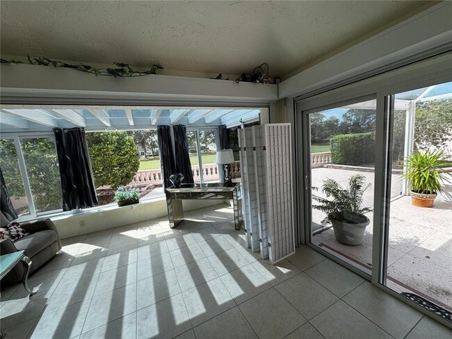 Building Photo - 1524 Martinez Dr