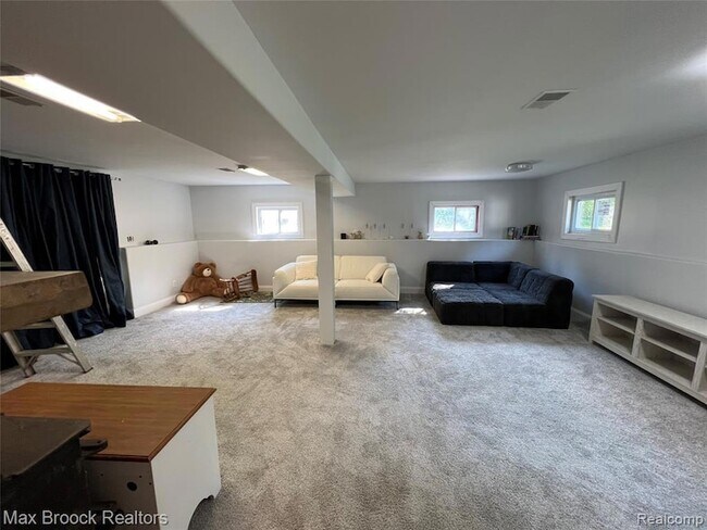 Building Photo - 4842 Merwin Rd