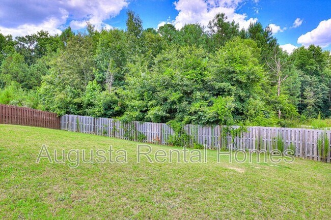 Building Photo - 5054 Vine Ln