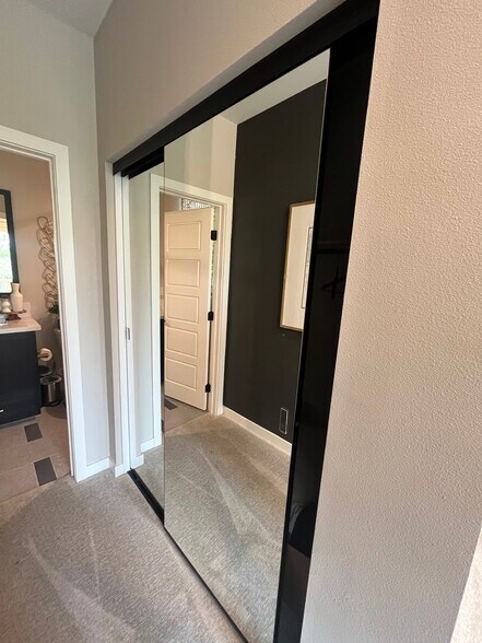 Building Photo - 13914 Boyden Way