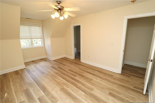 Building Photo - 125 Gremar Dr.