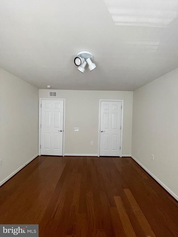 Building Photo - 2934 Finsbury Pl