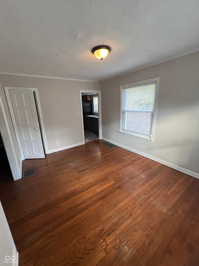 Building Photo - 6967 N College Ave