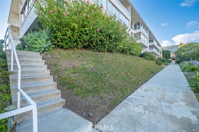 Building Photo - 32614 Coastsite Dr