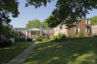 Building Photo - River Terrace Gardens