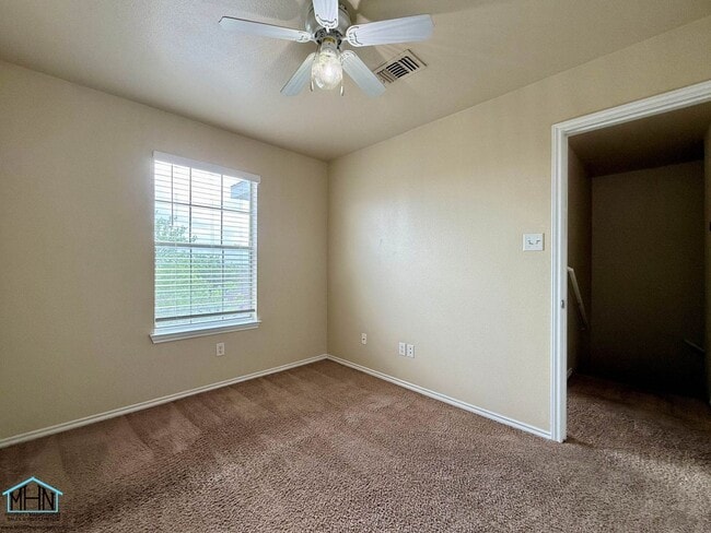 Building Photo - Beautiful Two Story Duplex Near Randolph AFB and FT SAM Houston!