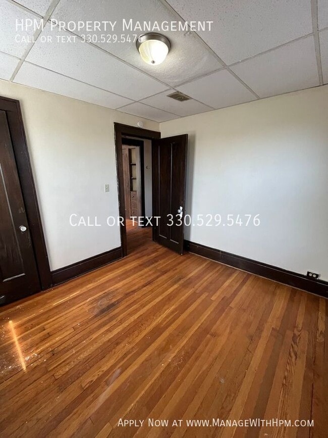 Building Photo - 11 S Highland Ave