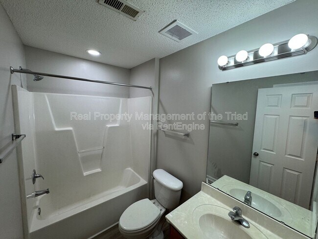 Building Photo - 200 Rural Hall-Germanton Rd