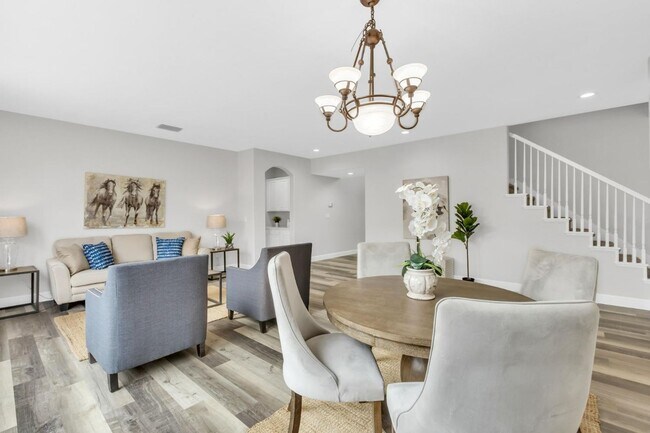 Building Photo - Gorgeous East Elk Grove Home