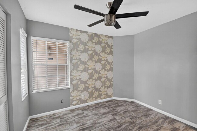 Building Photo - 208 Caribe Ct