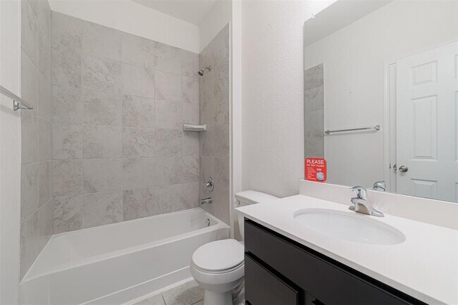 Building Photo - 20715 Westfield Grove Pl
