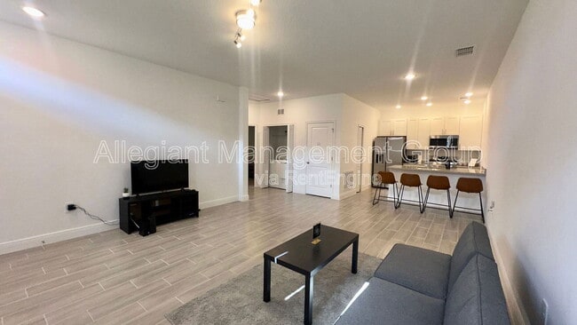 Building Photo - 1636 Cumin Dr