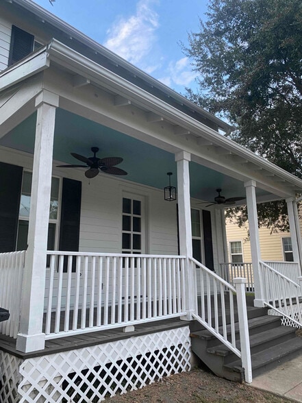 Building Photo - 1842 Elvin Dr