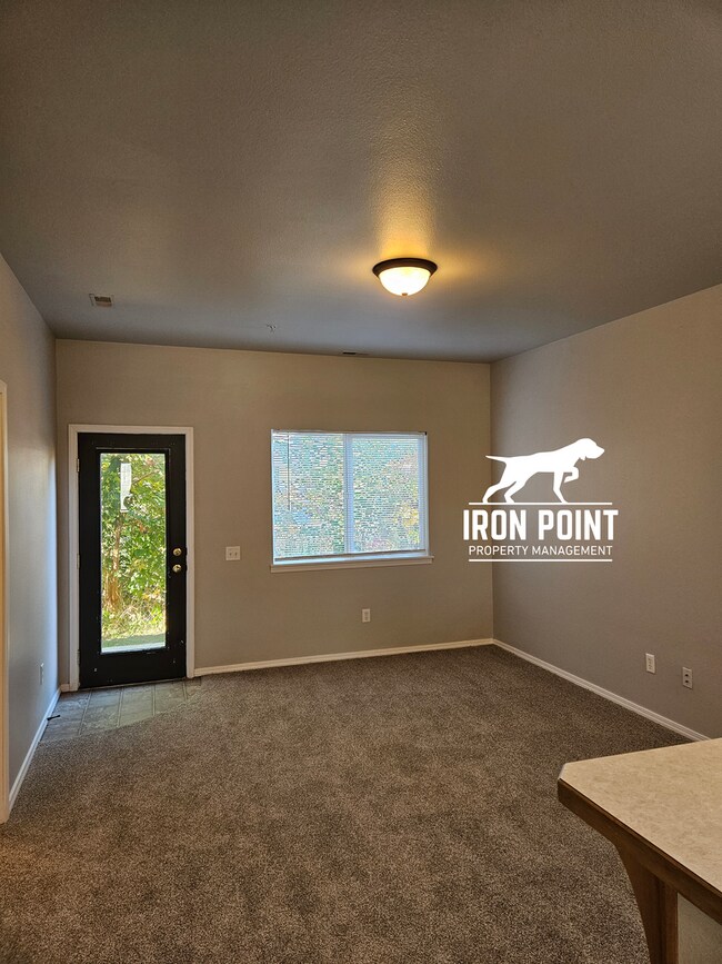 Building Photo - 2008WHITEOAK