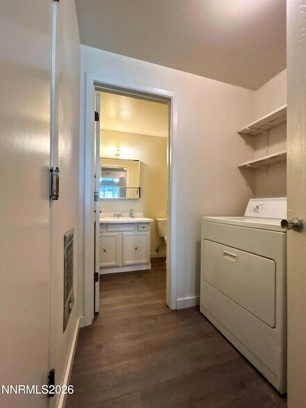 Building Photo - 1664 Manchester Way