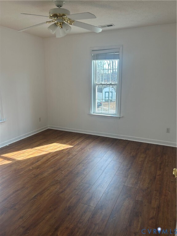 Building Photo - 5625 Eagle Lake Dr