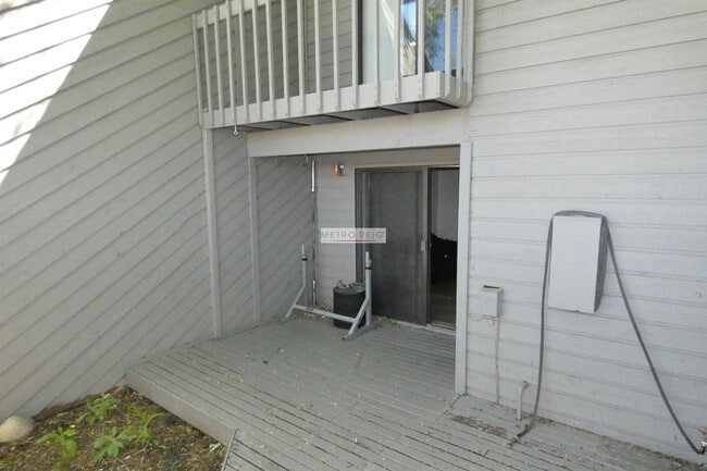 Building Photo - 4712 Edison Ln