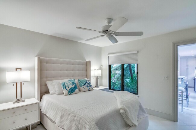 Building Photo - 226 Chilean Ave