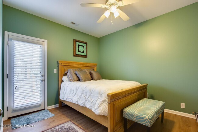 Building Photo - 203 S Dorsey Ln