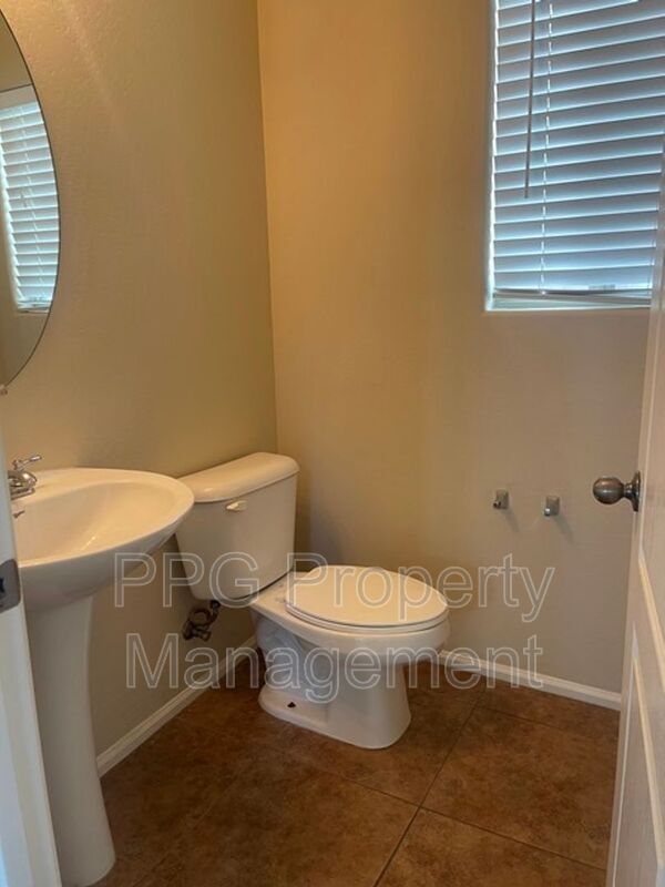 Building Photo - 17653 W Corrine Dr