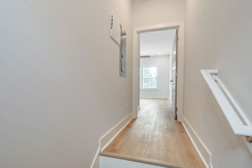 Building Photo - 4084 Ivy Green Trl