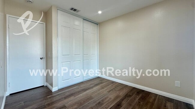 Building Photo - 12400 Pacoima Rd