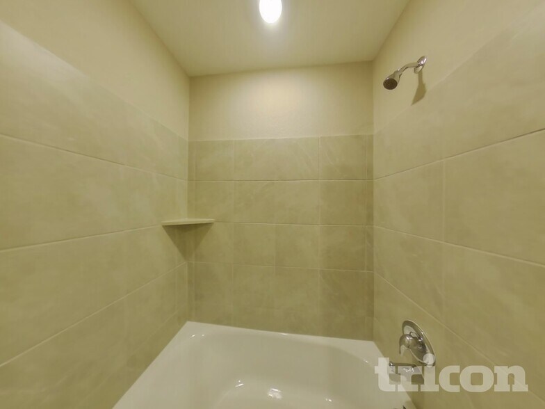 Building Photo - 1705 Clairborne Ct