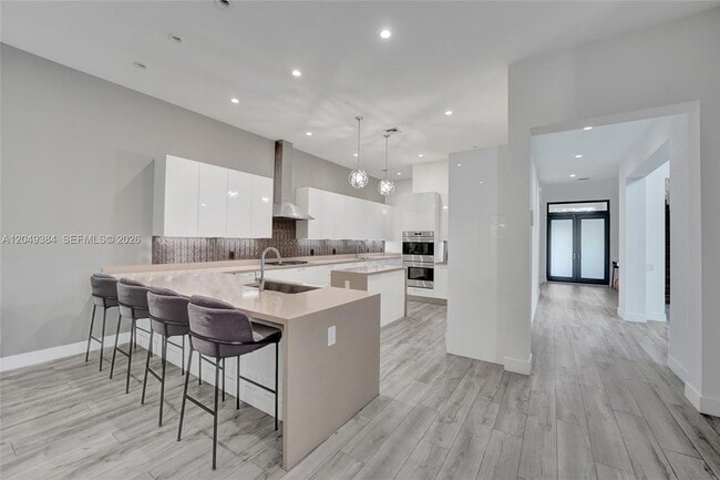 Building Photo - 5742 Brookfield Cir