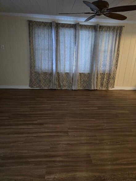 Building Photo - 4435 Clifford Rd