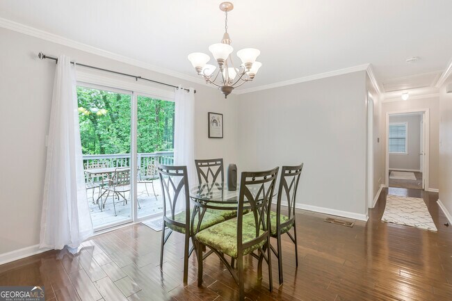 Building Photo - 3211 Flamingo Dr