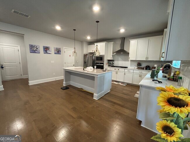 Building Photo - 413 Kinross Ln