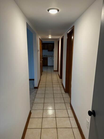 Building Photo - 1155 Maple St