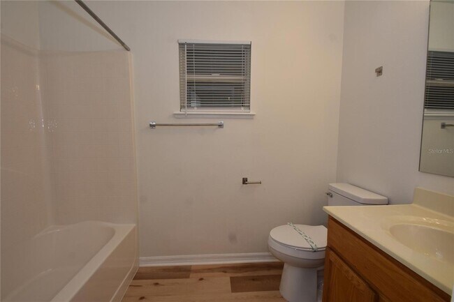 Building Photo - 14 Ryley Ln