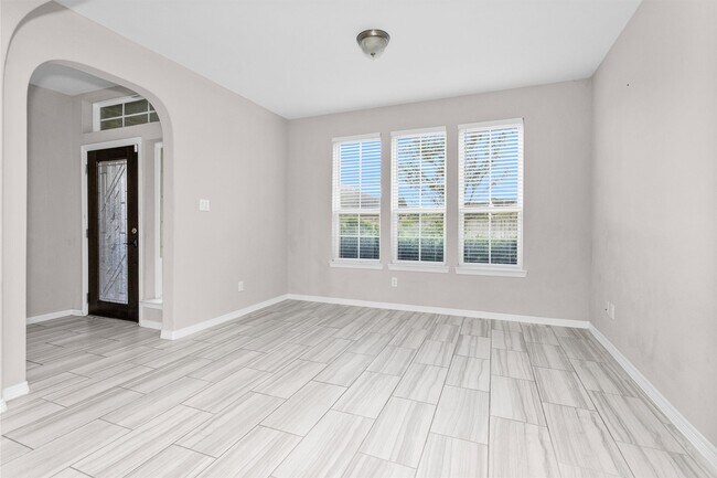 Building Photo - 6915 Pebble Pass Ln