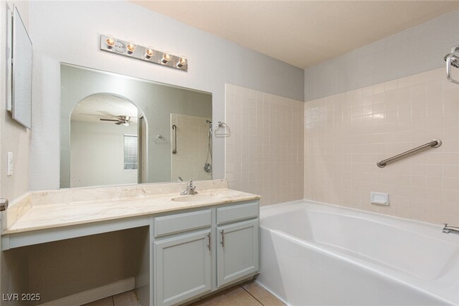 Building Photo - 2200 S Fort Apache Rd