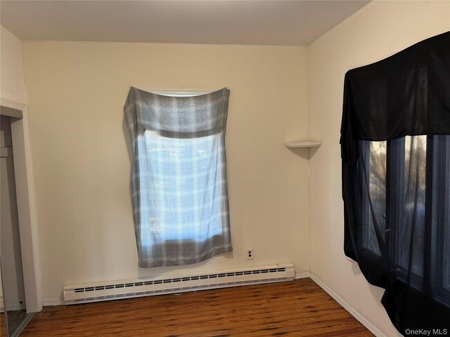 Building Photo - 48 Park Dr