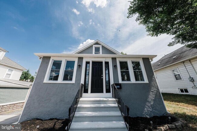 Building Photo - 316 Clements Bridge Rd