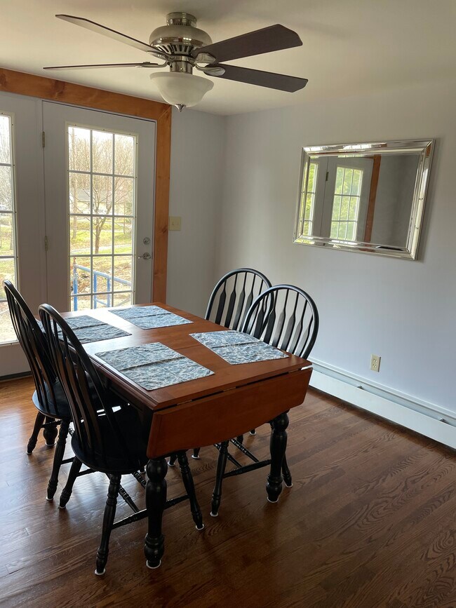 Building Photo - 1 Parksville Rd