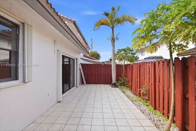 Building Photo - 13521 SW 62nd St