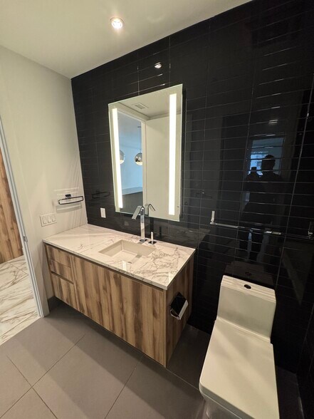 Building Photo - 47 NW 30th St