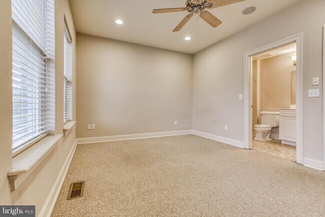 Building Photo - 1320 Race St