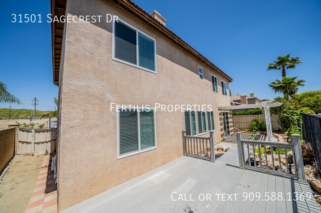 Building Photo - 31501 Sagecrest Dr
