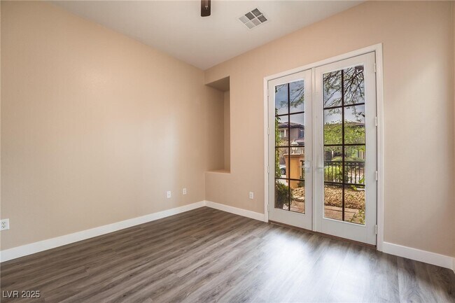 Building Photo - 7744 White Ginger Ave