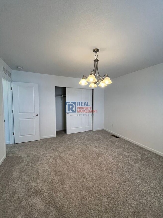 Building Photo - 16488 W 92nd Pl