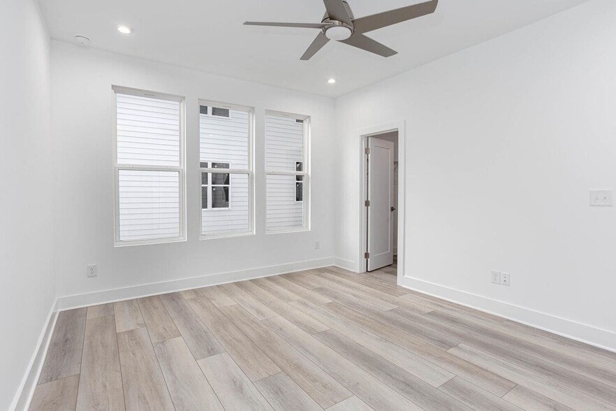 Building Photo - 517 Motivation Cir NW