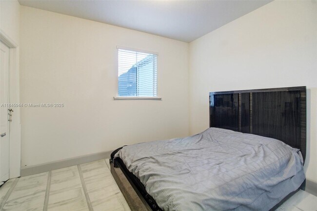 Building Photo - 29254 SW 163rd Ct