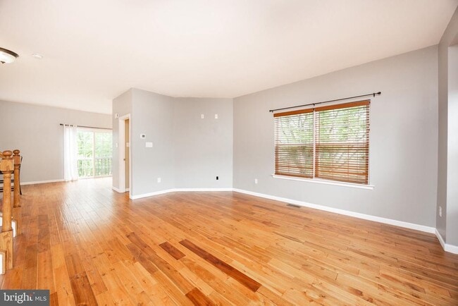 Primary Photo - 2717 Fynamore Ln