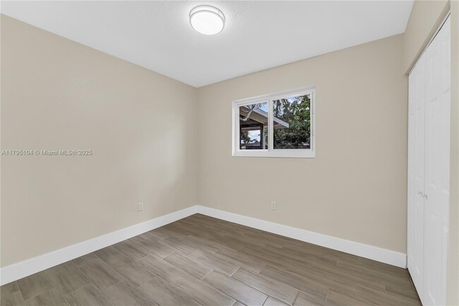 Building Photo - 29731 SW 147th Ave