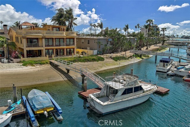 Building Photo - 5455 E Sorrento Dr