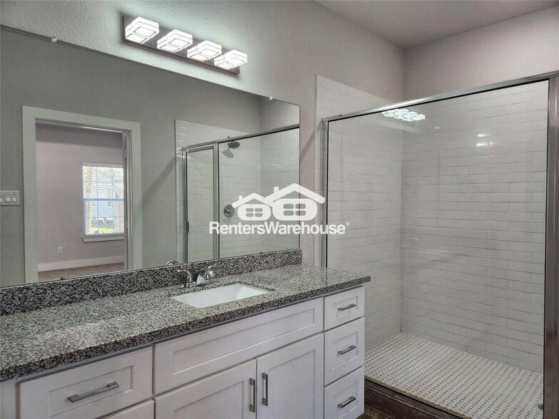 Building Photo - 9710 Tuffly St